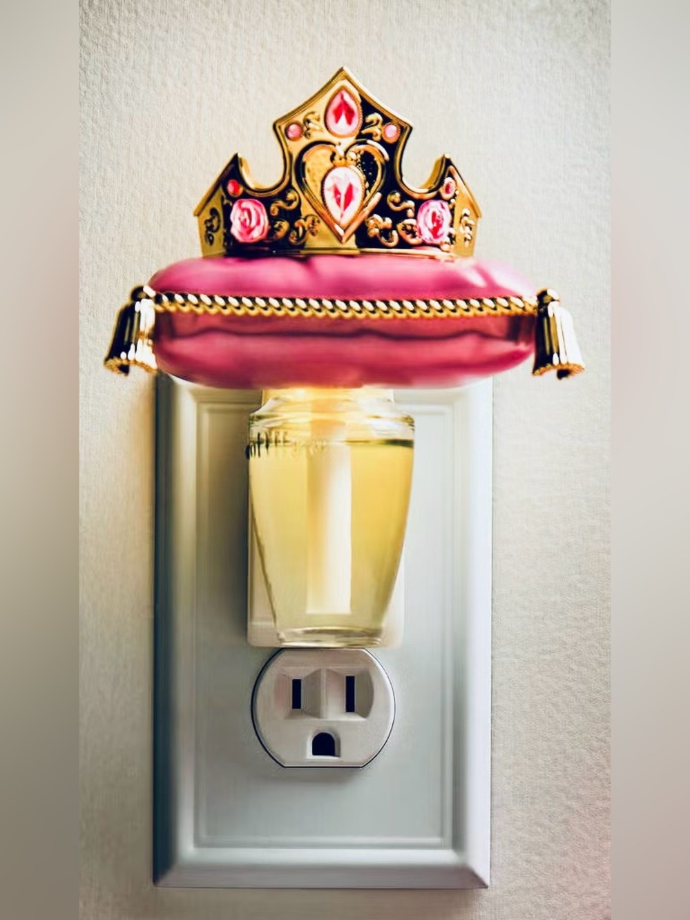 NIB Bath and Body Works Princess Aurora Wallfloulwer Plugin Pink & Gold NW - Picture 2 of 5
